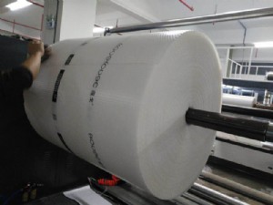 LSPE1500型全自動(dòng)多層復(fù)合型氣（墊）泡膜機(jī)組 PE氣泡膜機(jī)器02