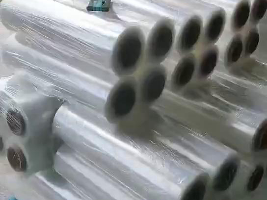 溫州纏繞膜機(jī)專業(yè)制造商利盛機(jī)械